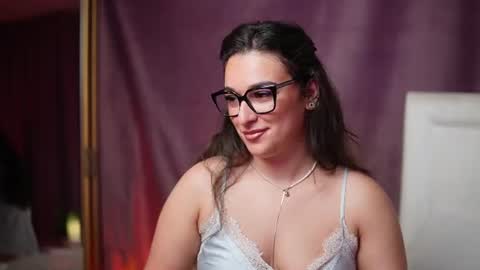 Snapshot of emmadallas chatting on July 2026 09:17:02 PM Emma online show from July 2026 09:17:02 PM