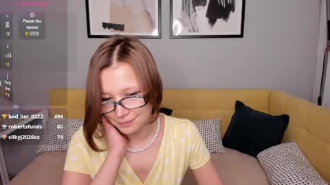 Emma 3 online show from April 2026 07:45:01 AM