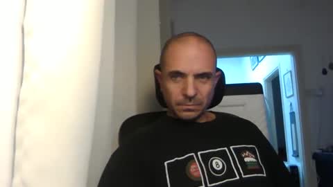 Ariel online show from December 2024 08:57:02 PM