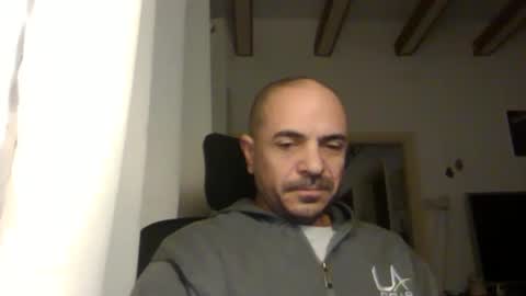 Ariel online show from December 2024 04:20:02 AM