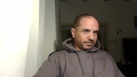 Ariel online show from February 2025 02:49:01 AM