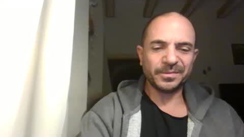 Ariel online show from February 2026 09:33:02 PM