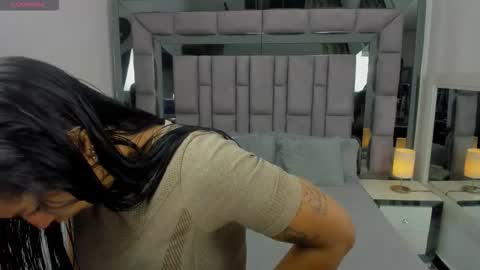 EMMA HILL online show from October 2025 10:59:02 AM