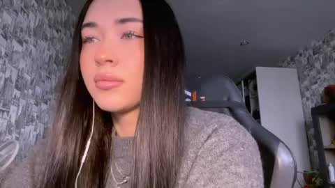 Emma online show from May 2026 08:23:01 AM