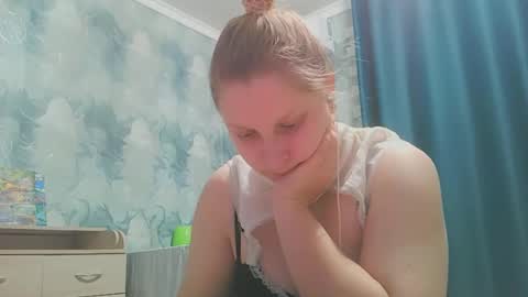 emmamelody online show from October 2025 05:36:02 PM