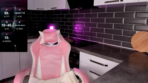 Snapshot of emmavictori chatting on January 2026 07:54:01 AM Shaiya online show from January 2026 07:54:01 AM