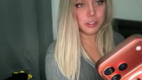 YourDreamGirl Emma  online show from April 2026 01:41:01 PM