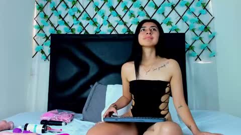  Emma  online show from January 2025 03:58:01 PM