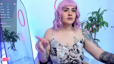 Snapshot of emmax_x chatting on December 2024 11:34:01 AM EMMA online show from December 2024 11:34:01 AM