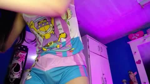 Emma  online show from October 2025 03:13:01 PM