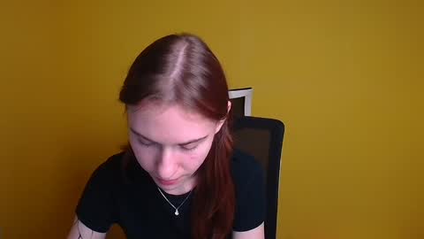 Emmi online show from February 2025 12:20:01 AM