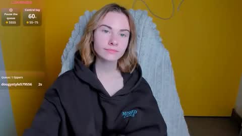 Emmi online show from February 2026 07:02:02 AM