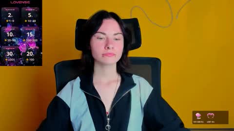 Snapshot of emmi_rossum chatting on May 2026 11:16:02 AM Emmi online show from May 2026 11:16:02 AM