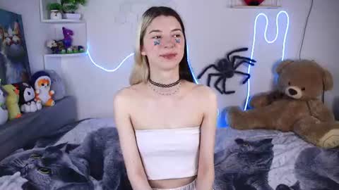 emmie_everly online show from July 2026 12:34:01 PM