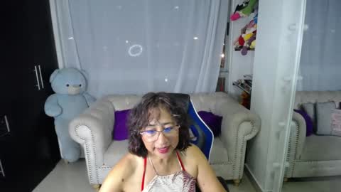 Snapshot of emmilychevalier chatting on February 2025 11:24:01 PM Emmily online show from February 2025 11:24:01 PM