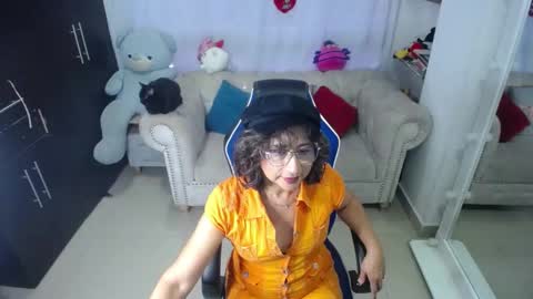 Snapshot of emmilychevalier chatting on March 2025 11:16:02 PM Emmily online show from March 2025 11:16:02 PM