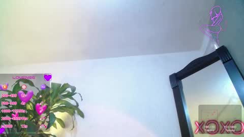 Snapshot of emmilysmith1 chatting on February 2025 07:53:02 PM Emmily online show from February 2025 07:53:02 PM