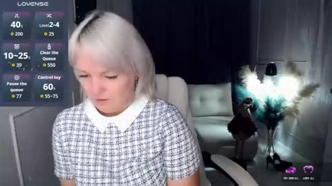 emmmam online show from December 2025 12:21:02 PM