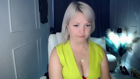 emmmam online show from April 2026 11:19:01 AM