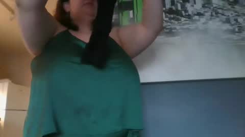 Snapshot of emmthaluscious chatting on January 2025 01:05:01 PM emmthaluscious online show from January 2025 01:05:01 PM