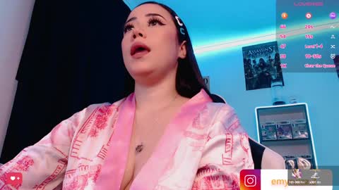Snapshot of emmy_ruiz chatting on December 2024 12:20:01 AM Emmy Ruiz - independent model online show from December 2024 12:20:01 AM