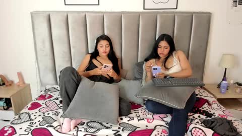 Snapshot of emmy_turnner chatting on March 2025 06:48:01 PM Emily Laila online show from March 2025 06:48:01 PM