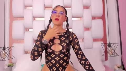 emmy online show from November 2025 08:52:01 PM