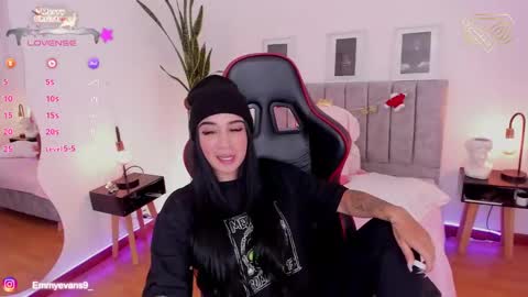 Emmy Evans  online show from December 2024 07:21:02 PM