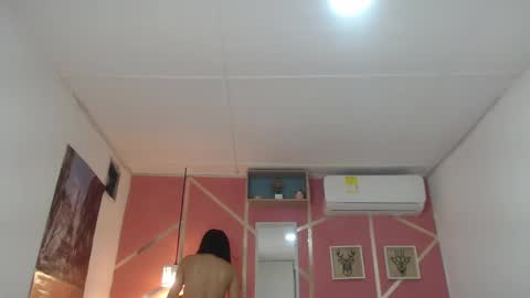 Emy online show from February 2025 09:54:01 AM