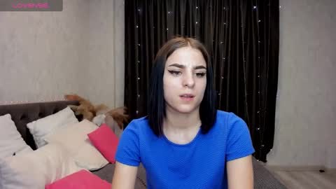 emy__angel online show from January 2025 06:55:02 AM