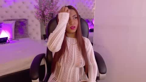 Sexy Emyli  online show from December 2025 04:30:02 AM