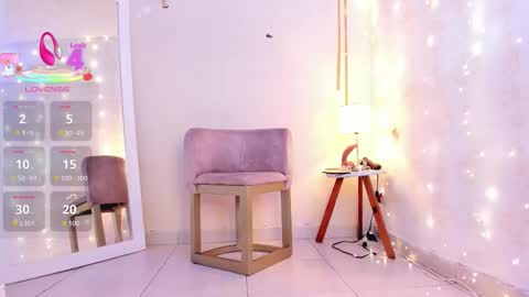 EMYLY  online show from November 2025 12:09:01 AM