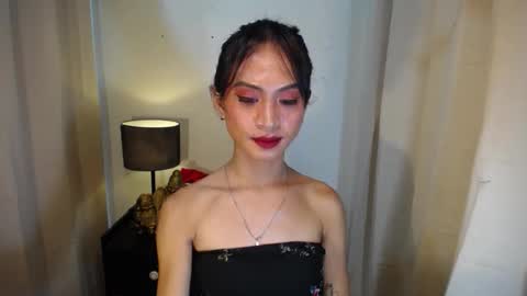 enchantriss69 online show from December 2024 02:52:02 PM