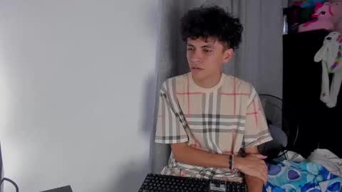 Salo online show from April 2026 05:43:02 PM