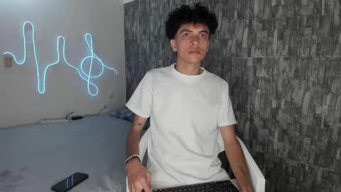 Salo online show from April 2026 12:19:02 PM