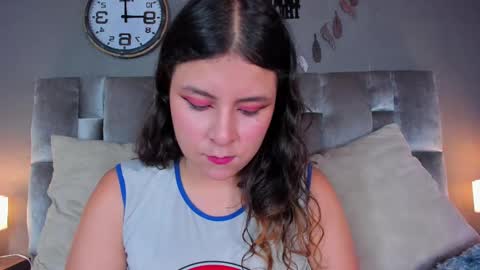 Snapshot of engelstone_ chatting on February 2025 07:36:01 PM E N G E L online show from February 2025 07:36:01 PM