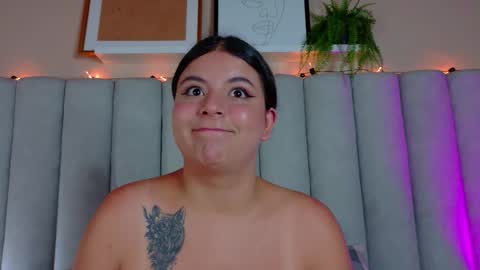 Snapshot of engelstone_ chatting on November 2025 12:28:01 PM E N G E L online show from November 2025 12:28:01 PM