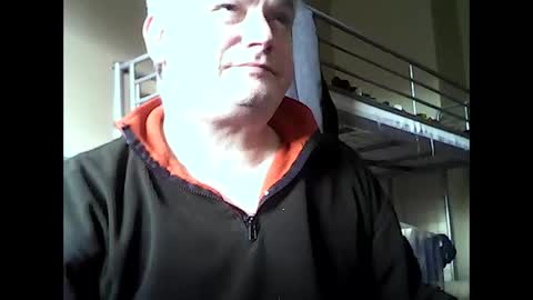 Snapshot of englishguysurrey chatting on October 2025 01:59:02 PM englishguysurrey online show from October 2025 01:59:02 PM