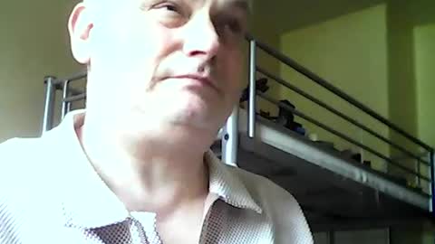 englishguysurrey online show from August 2026 08:50:01 AM
