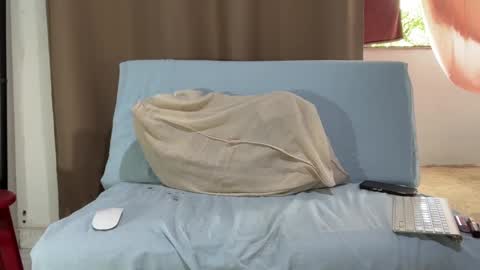 Snapshot of enjoythetrip chatting on February 2025 05:09:02 PM Luke online show from February 2025 05:09:02 PM