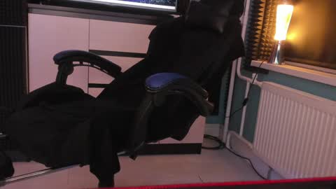 Enker online show from January 2025 02:10:01 AM