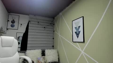 Enma clark online show from October 2025 04:02:02 AM