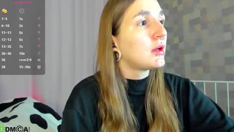 enn_allenn online show from October 2025 01:46:01 AM