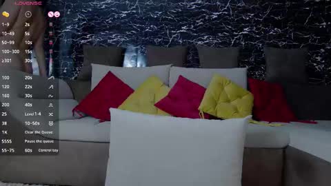 Snapshot of ennakymm chatting on September 2025 05:40:02 AM Enna online show from September 2025 05:40:02 AM