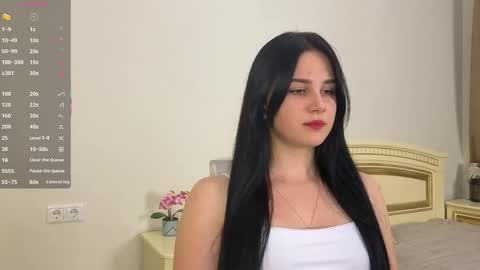 Sani online show from November 2025 07:52:02 PM