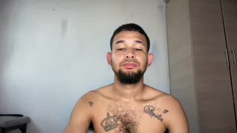 Snapshot of enyel_100 chatting on June 2026 12:22:01 PM enyel_100 online show from June 2026 12:22:01 PM