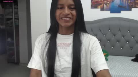 Enyenlina online show from October 2025 12:12:02 PM