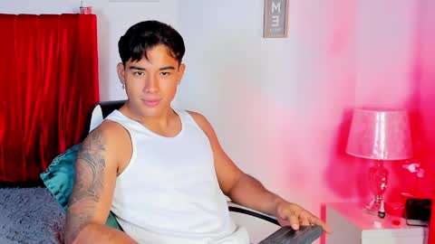 enzo_corleone online show from April 2026 03:38:02 PM