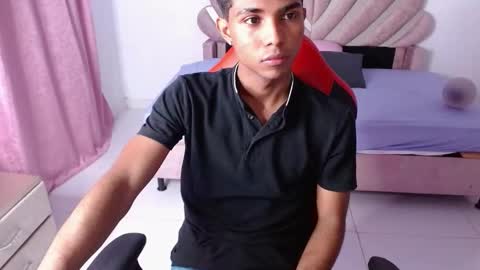 Snapshot of enzo_fox777 chatting on January 2026 11:58:02 AM Enzo online show from January 2026 11:58:02 AM