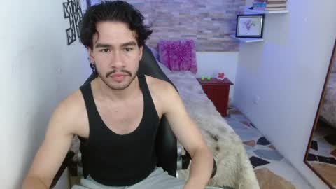 Snapshot of enzo_morelli chatting on March 2026 01:43:02 PM Enzo online show from March 2026 01:43:02 PM